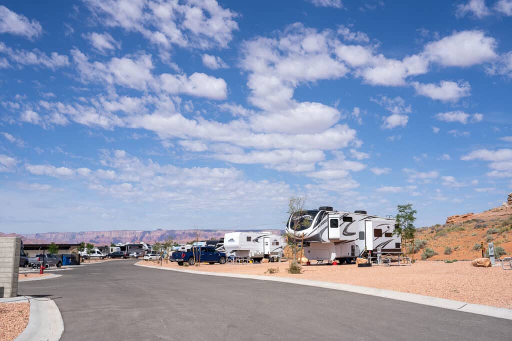 campsites at Roam Horseshoe Bend RV Resort