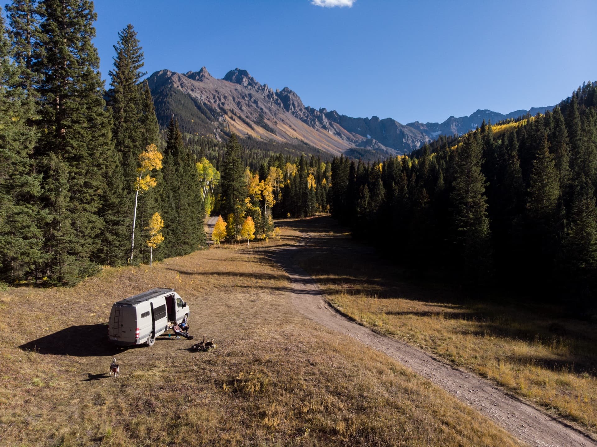 Learn where and how to find free campsites on your next trip with this list of the best websites, apps & maps for finding dispersed camping.