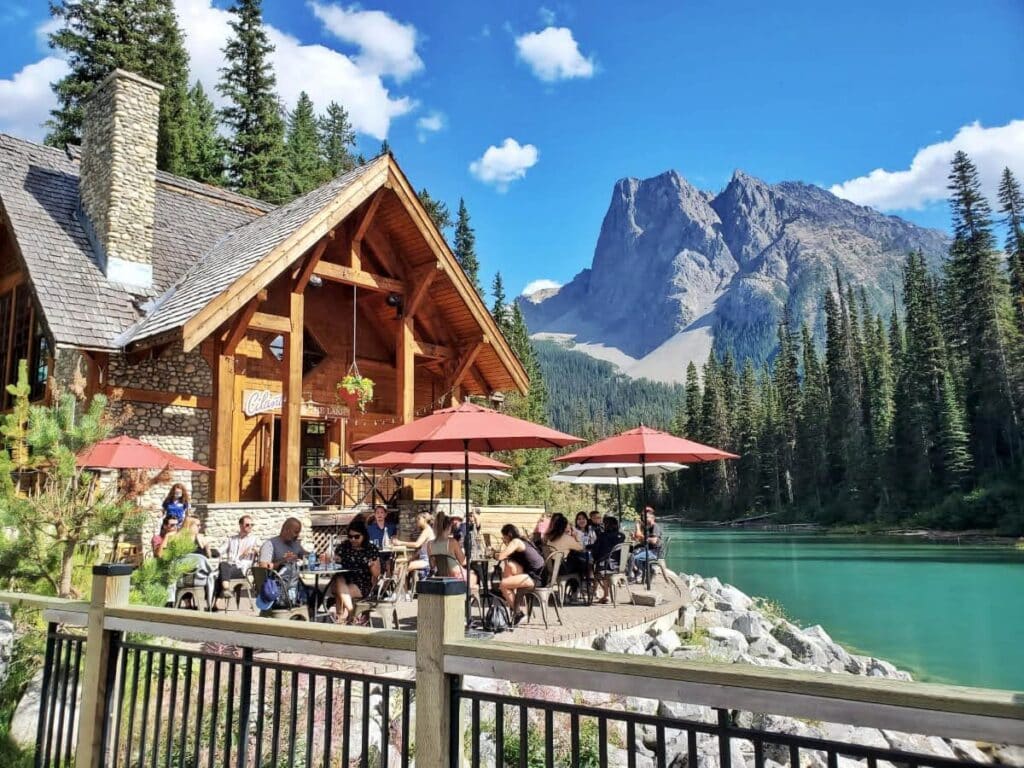 Emerald Lake Lodge on Emerald Lake in Yoho National Park