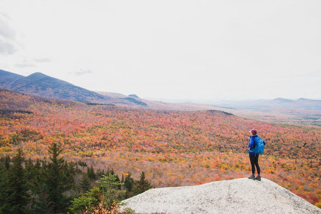 Sugarloaf Peak / Explore the best New Hampshire hikes to see fall foliage with our comprehensive hiking guide including directions and trail stats.