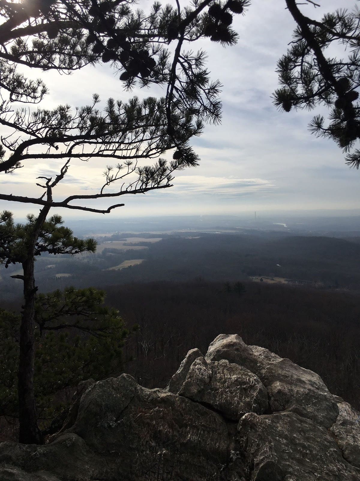 Sugarload Mountain // Looking for the best hikes in Maryland? Here are our 7 favorite Maryland trails including distances, descriptions, and local tips.